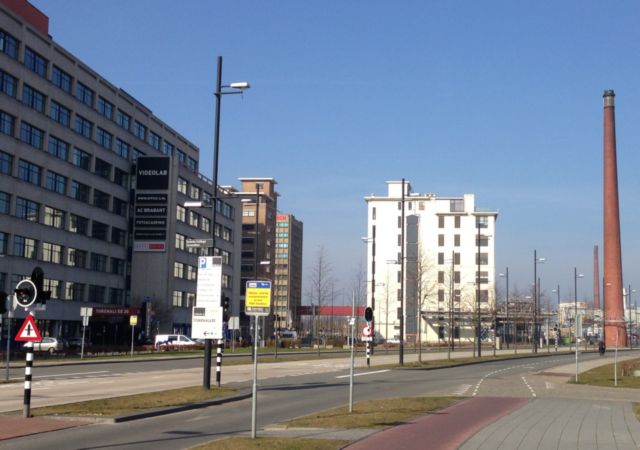 Foto overzicht Torenallee 20 vanaf centrum